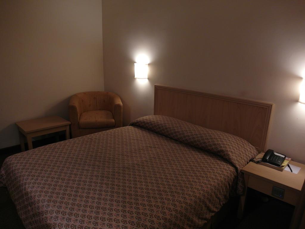 Mandarin Pacific Hotel Kuala Lumpur Room photo